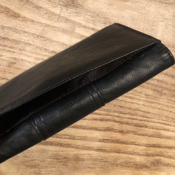 Women’s Black Faux Leather Wallet - Picture 4 of 4